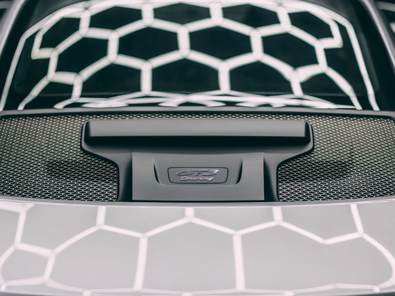 Porsche 992 GT3 Touring