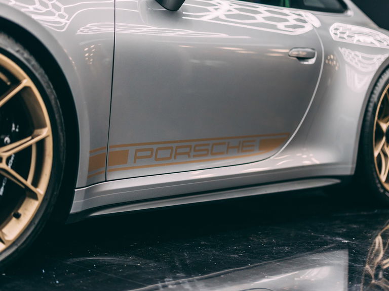 Porsche 992 GT3 Touring