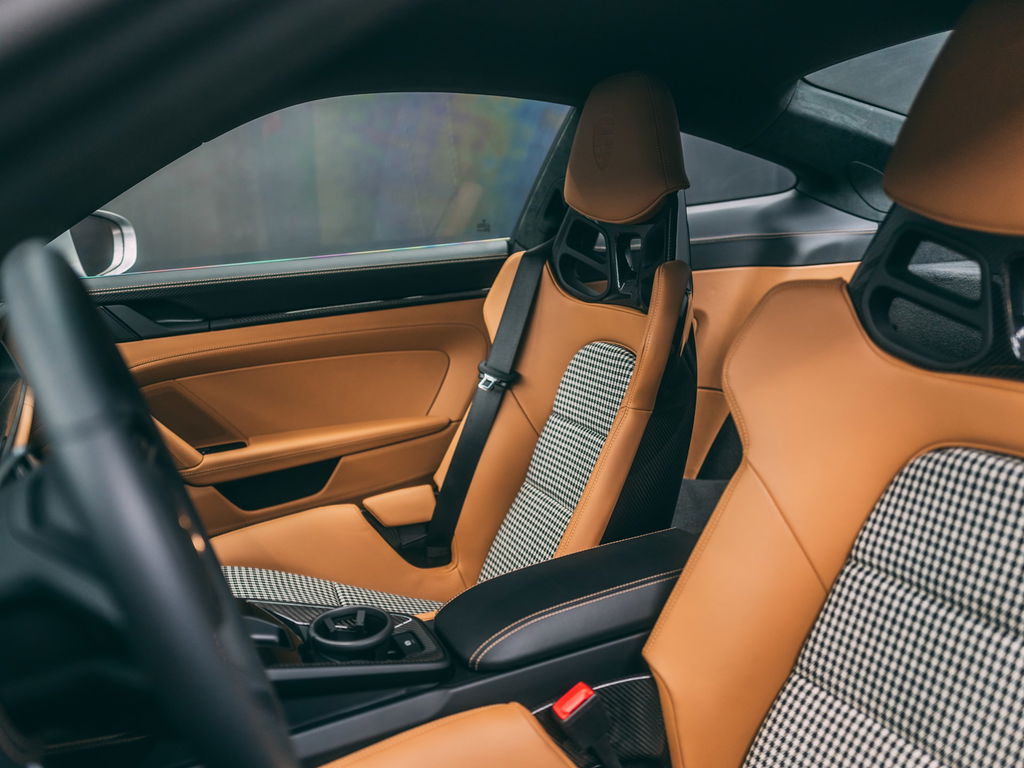 Porsche 992 GT3 Touring