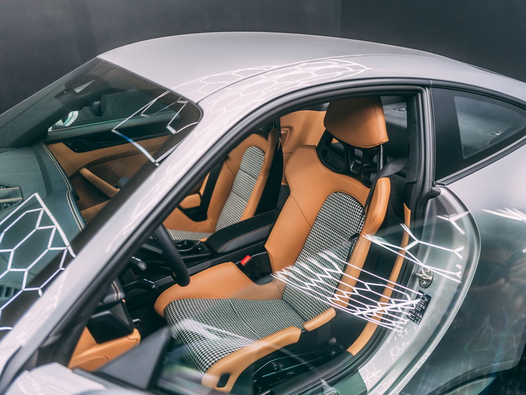 Porsche 992 GT3 Touring