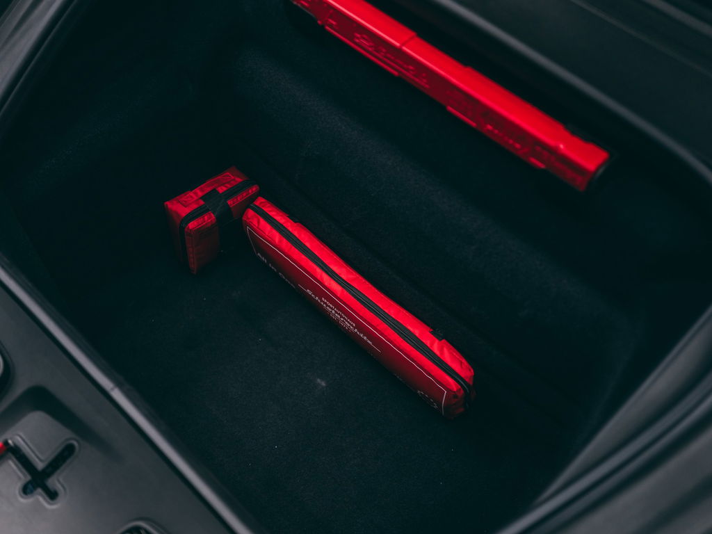 Porsche 992 GT3 Touring