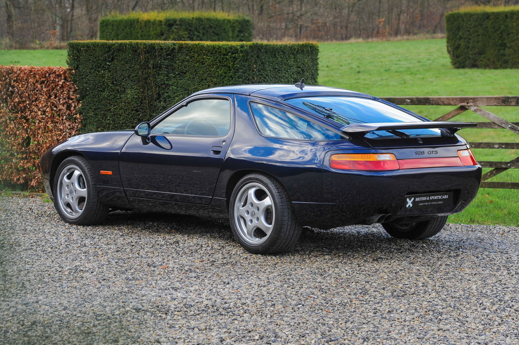 Porsche 928 GTS