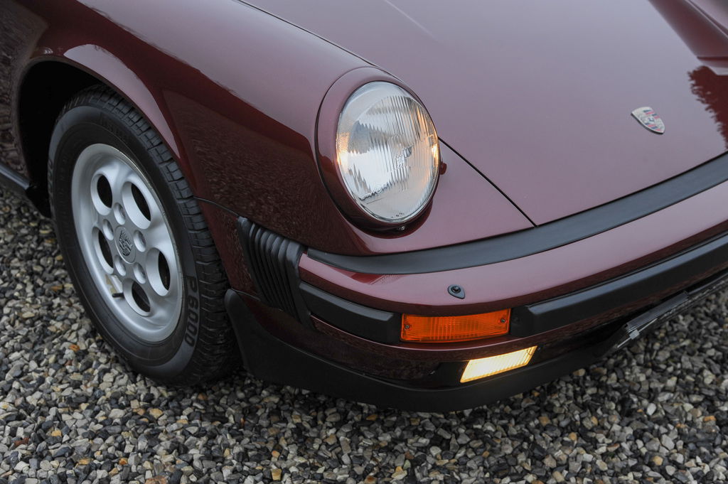 Porsche 911 Carrera 3.2