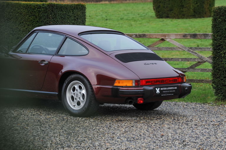 Porsche 911 Carrera 3.2