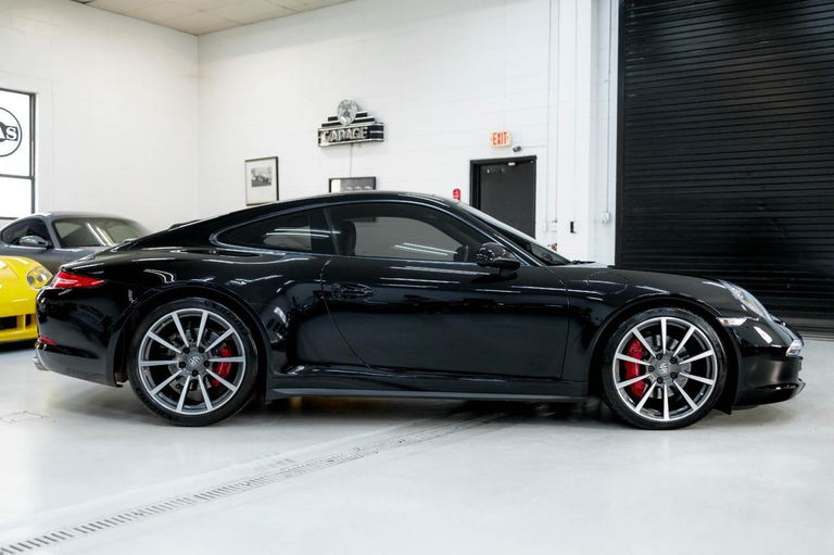 Porsche 991 Carrera 4S