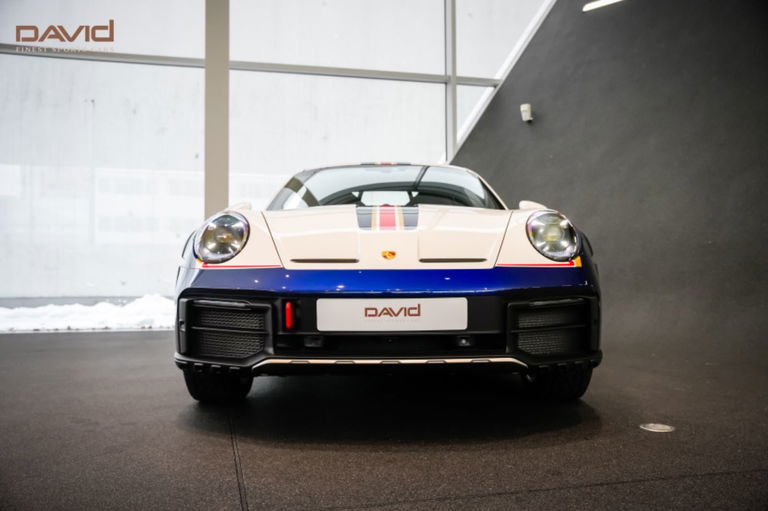 Porsche 911 Dakar