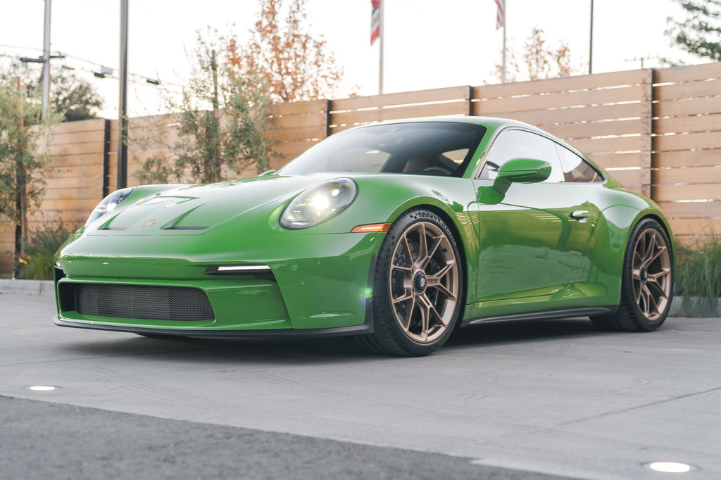 Porsche 992 GT3 Touring