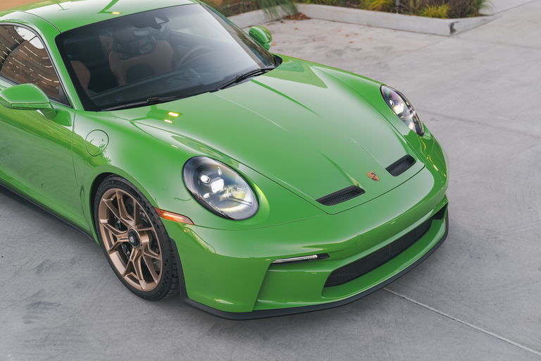 Porsche 992 GT3 Touring
