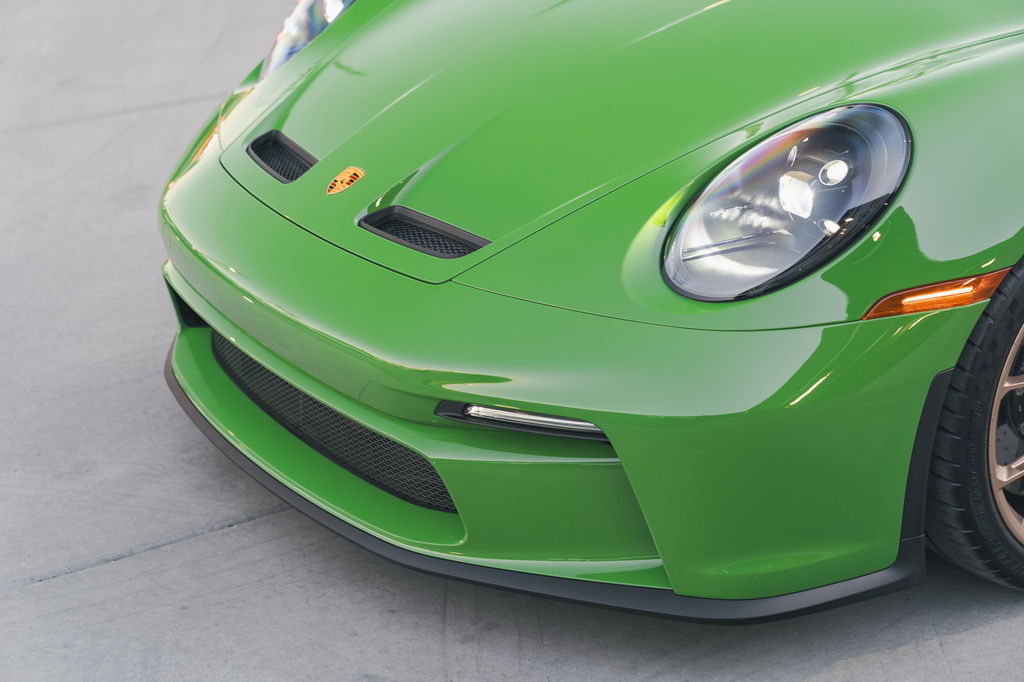 Porsche 992 GT3 Touring