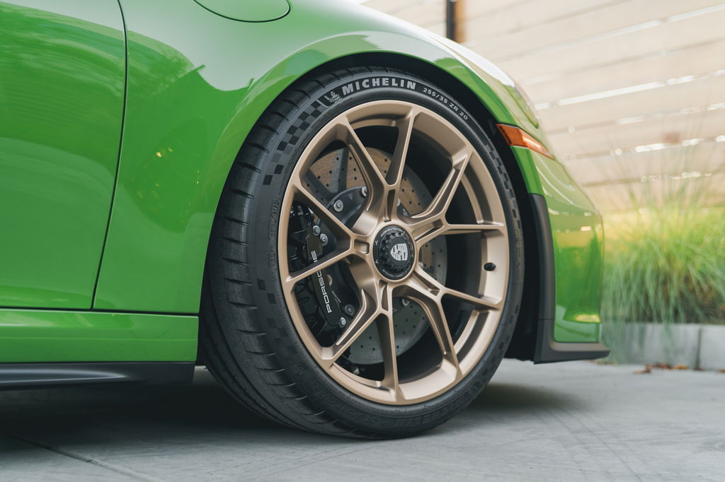 Porsche 992 GT3 Touring