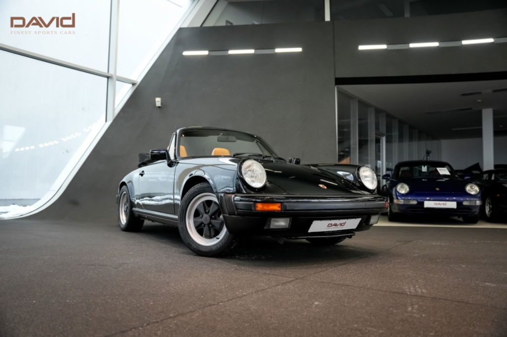 Porsche 911 Carrera 3.2 (US)