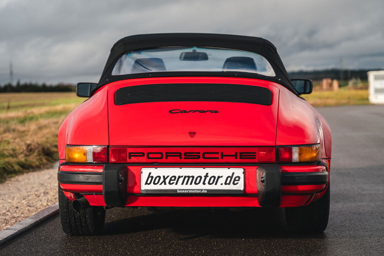 Porsche 911 Carrera 3.2 (US)