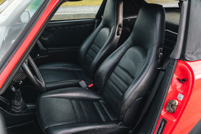 Porsche 911 Carrera 3.2 (US)