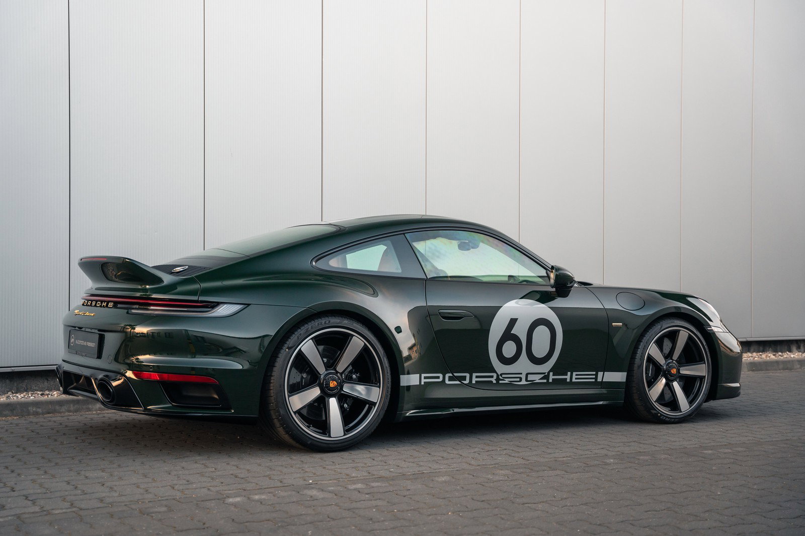 Porsche 992 Sport Classic 2023 - elferspot.com - Marketplace for