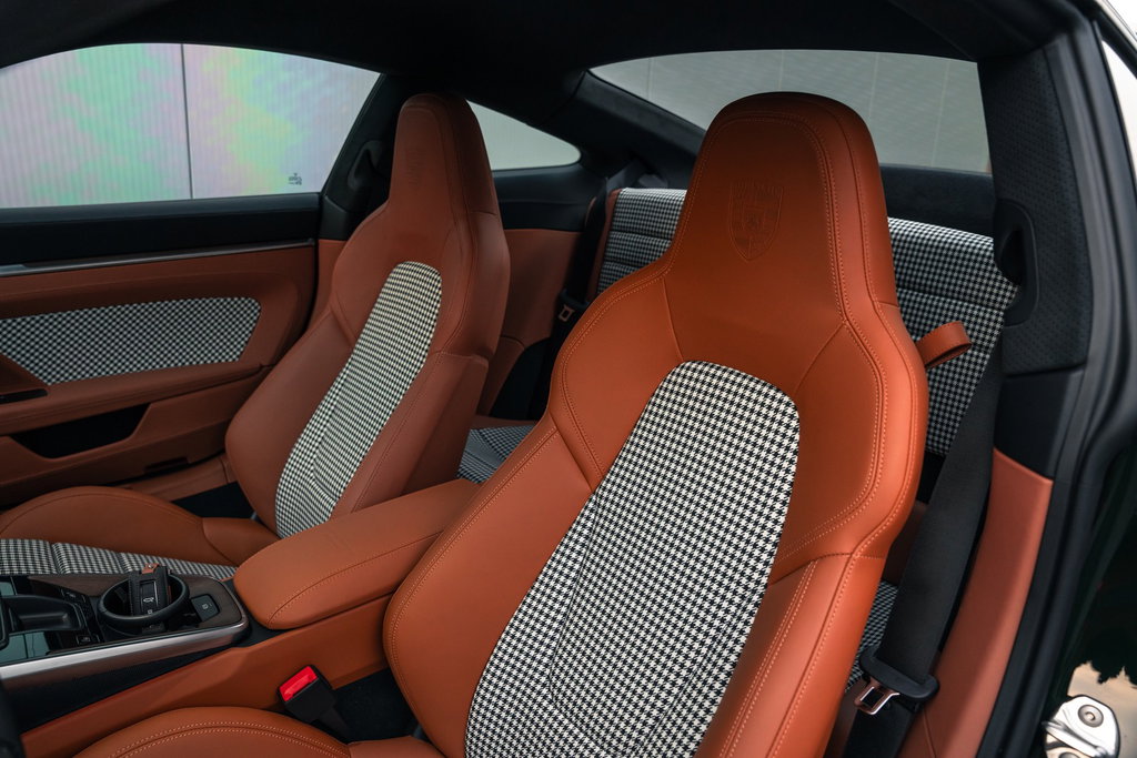 Porsche 992 Sport Classic