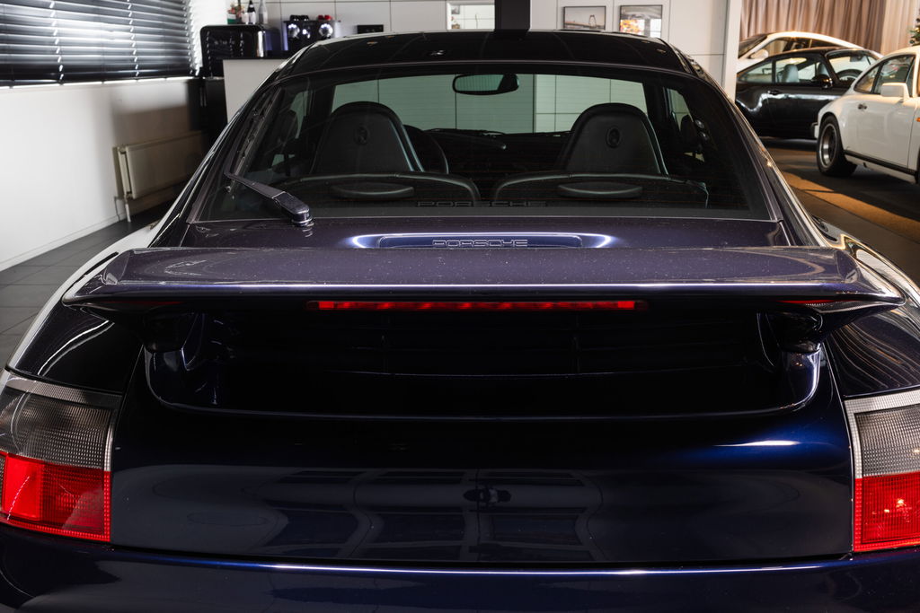 Porsche 996 Carrera 4