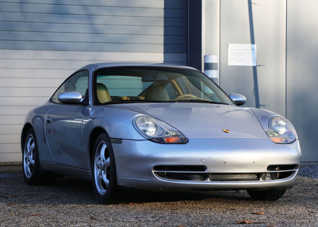 Porsche 996 Carrera