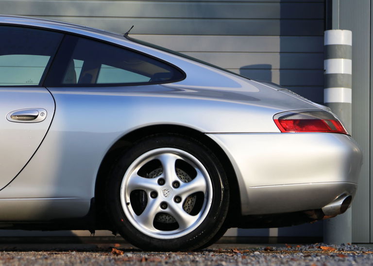 Porsche 996 Carrera