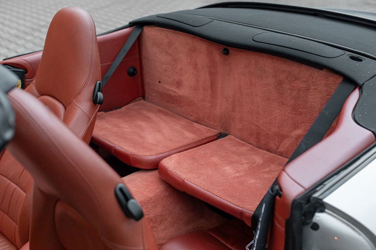 Porsche 996 Carrera 4