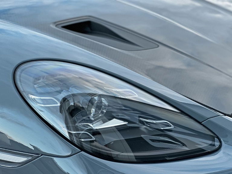 Porsche 718 Cayman GT4 RS