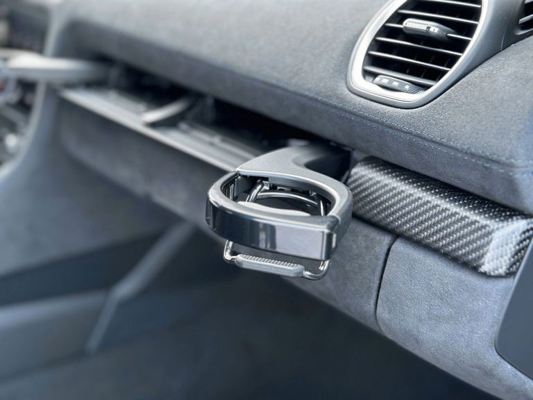 Porsche 718 Cayman GT4 RS