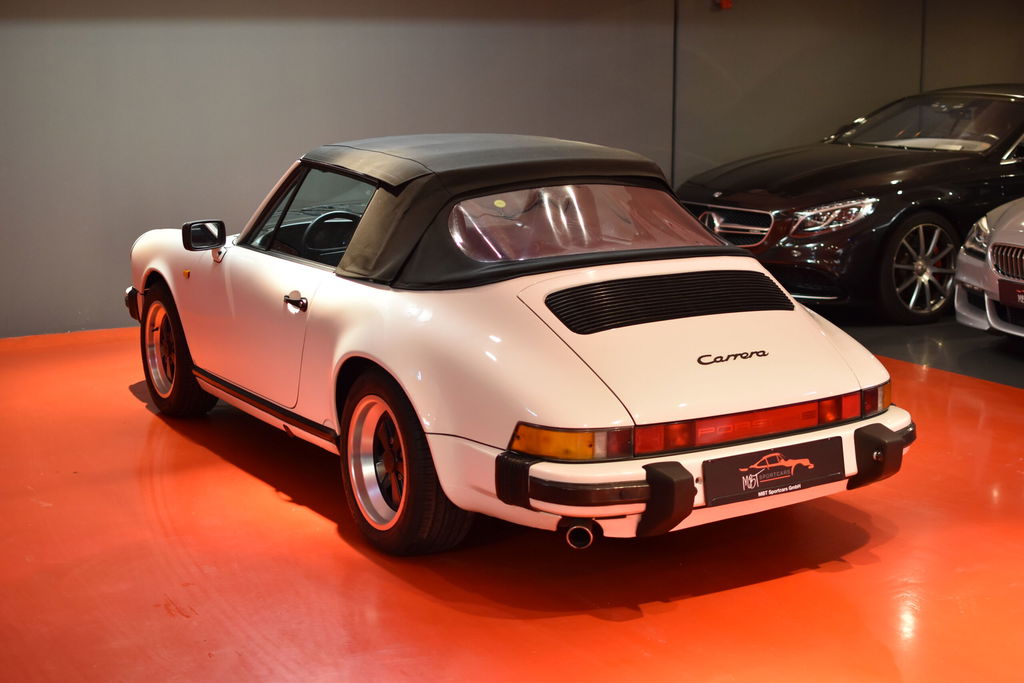 Porsche 911 Carrera 3.2