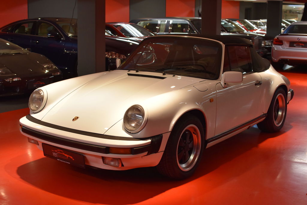 Porsche 911 Carrera 3.2