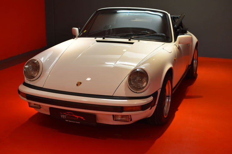 Porsche 911 Carrera 3.2