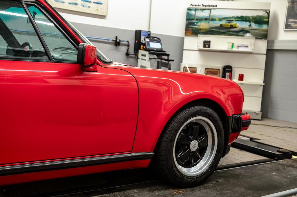 Porsche 911 Turbo 3.3