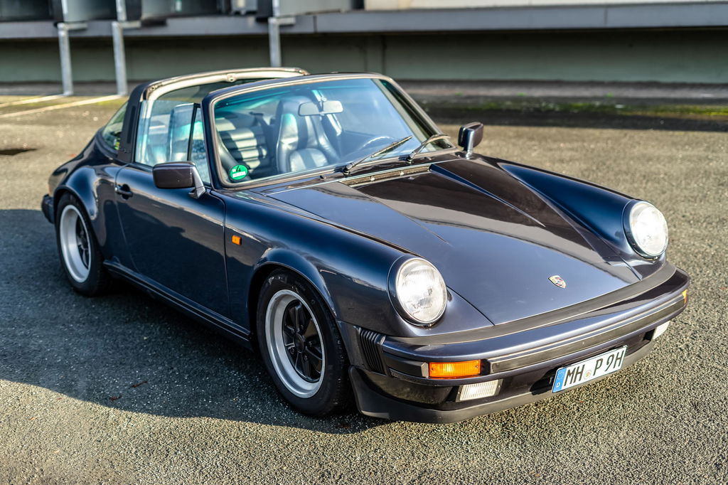 Porsche 911 Carrera 3.2
