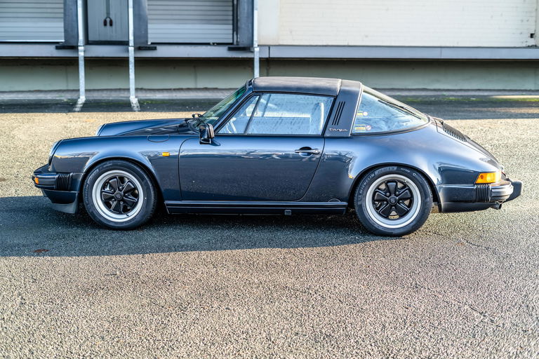Porsche 911 Carrera 3.2