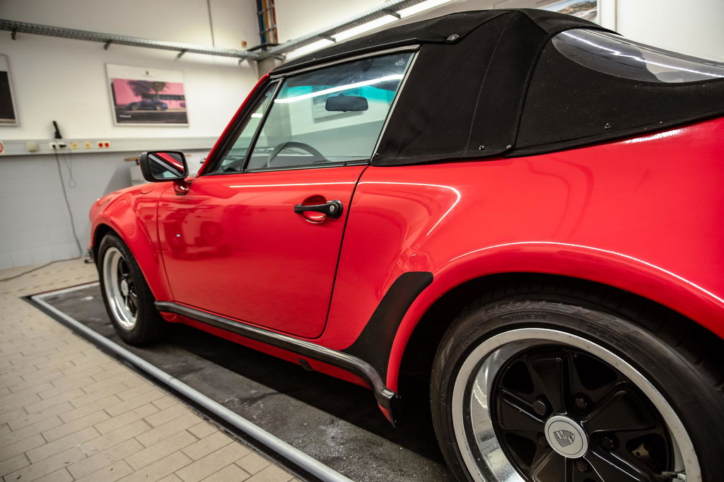 Porsche 911 Turbo 3.3