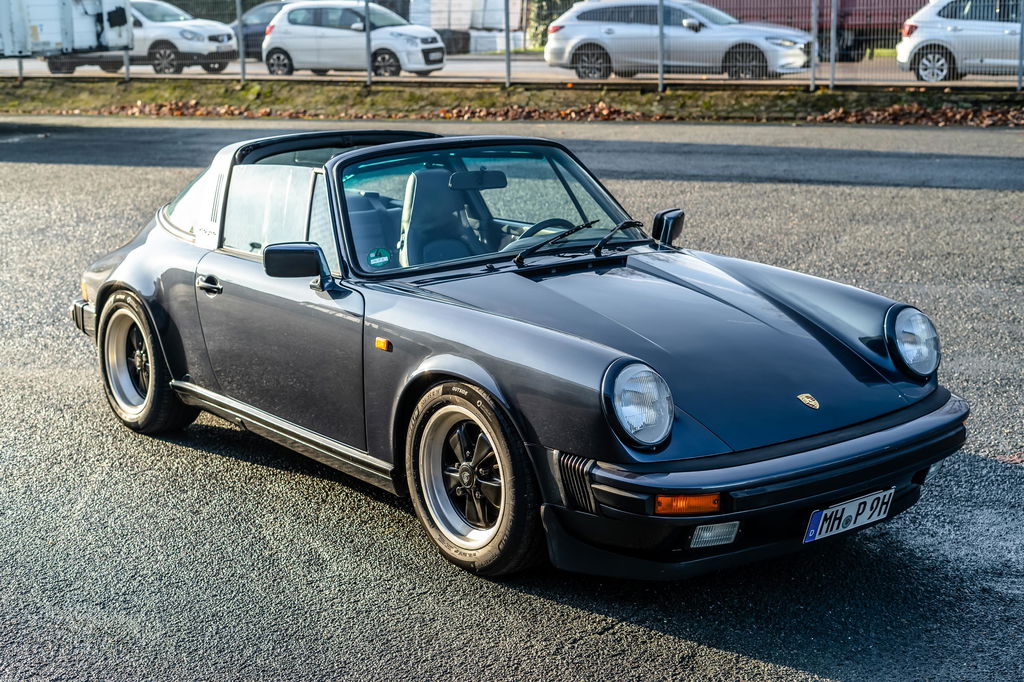Porsche 911 Carrera 3.2