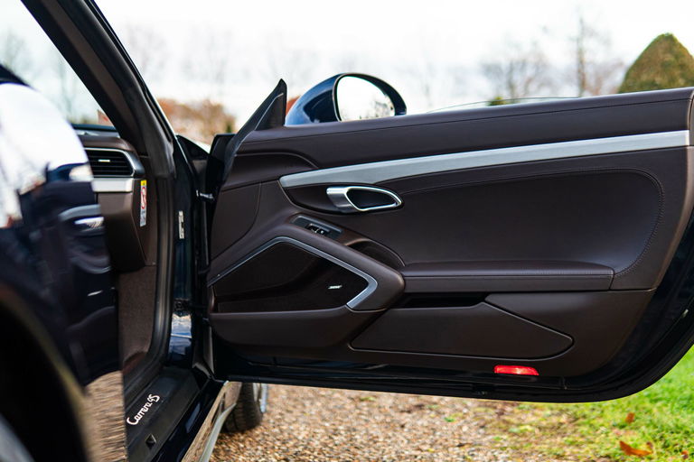 Porsche 991 Carrera 4S