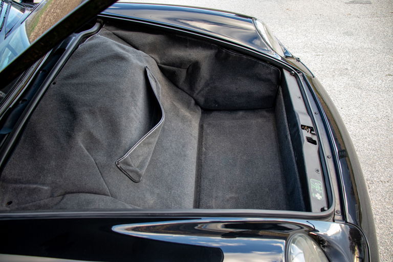 Porsche 993 Carrera 3.8