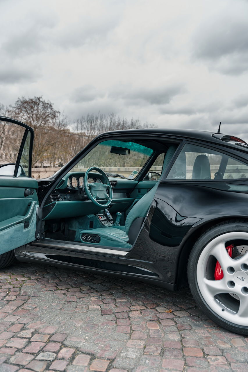 Porsche 993 Carrera 4S
