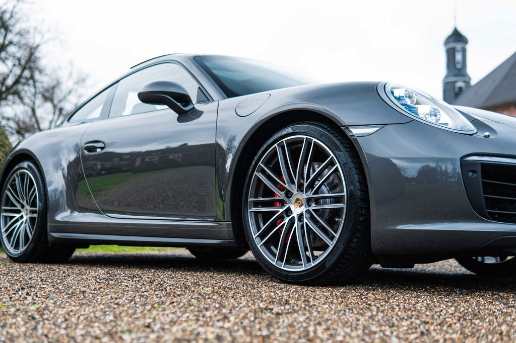 Porsche 991.2 Carrera 4S