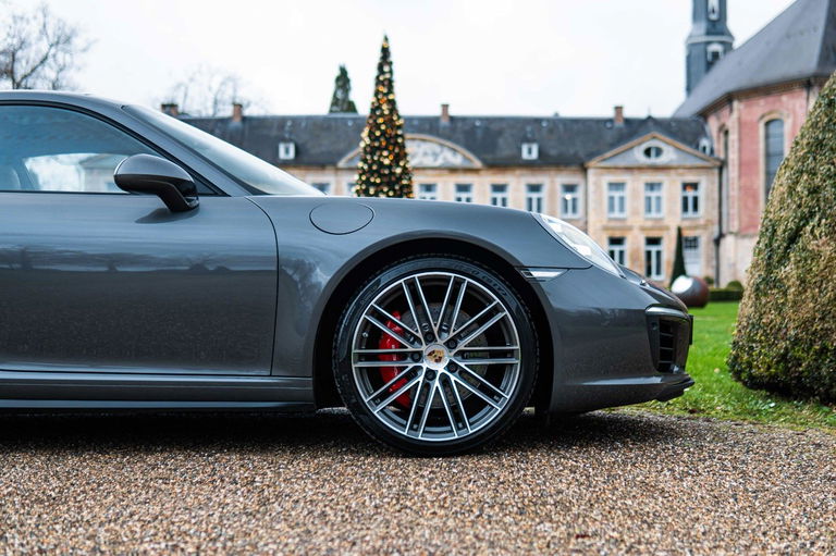 Porsche 991.2 Carrera 4S