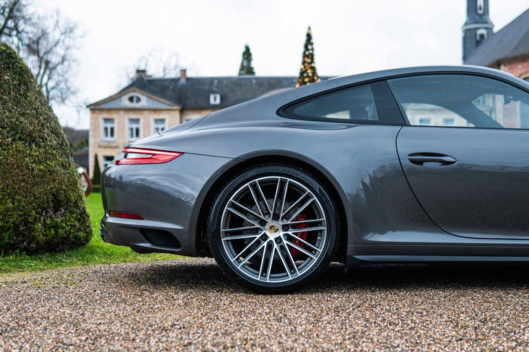 Porsche 991.2 Carrera 4S