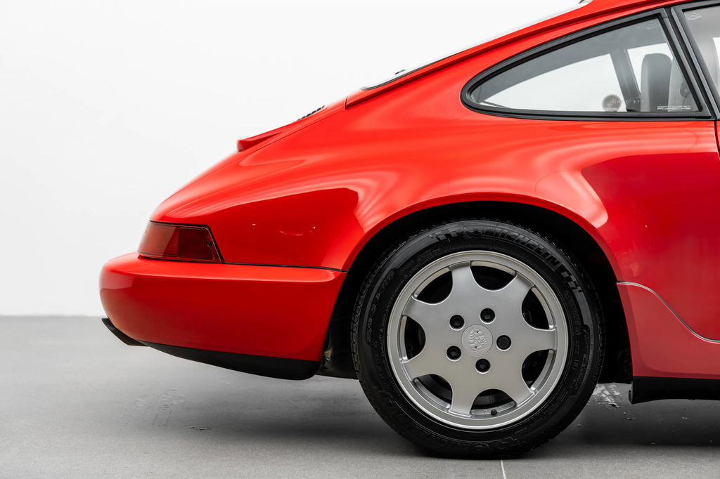 Porsche 964 Carrera 4