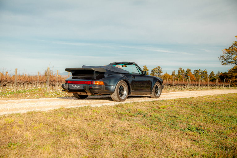 Porsche 911 Turbo 3.3 (US)
