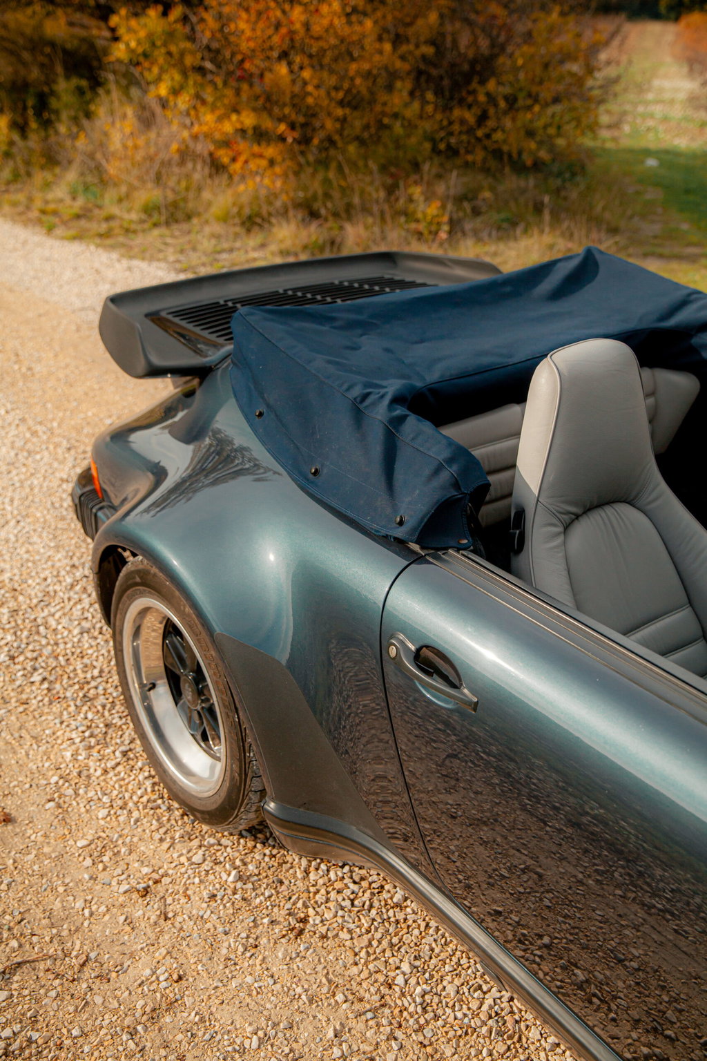 Porsche 911 Turbo 3.3 (US)