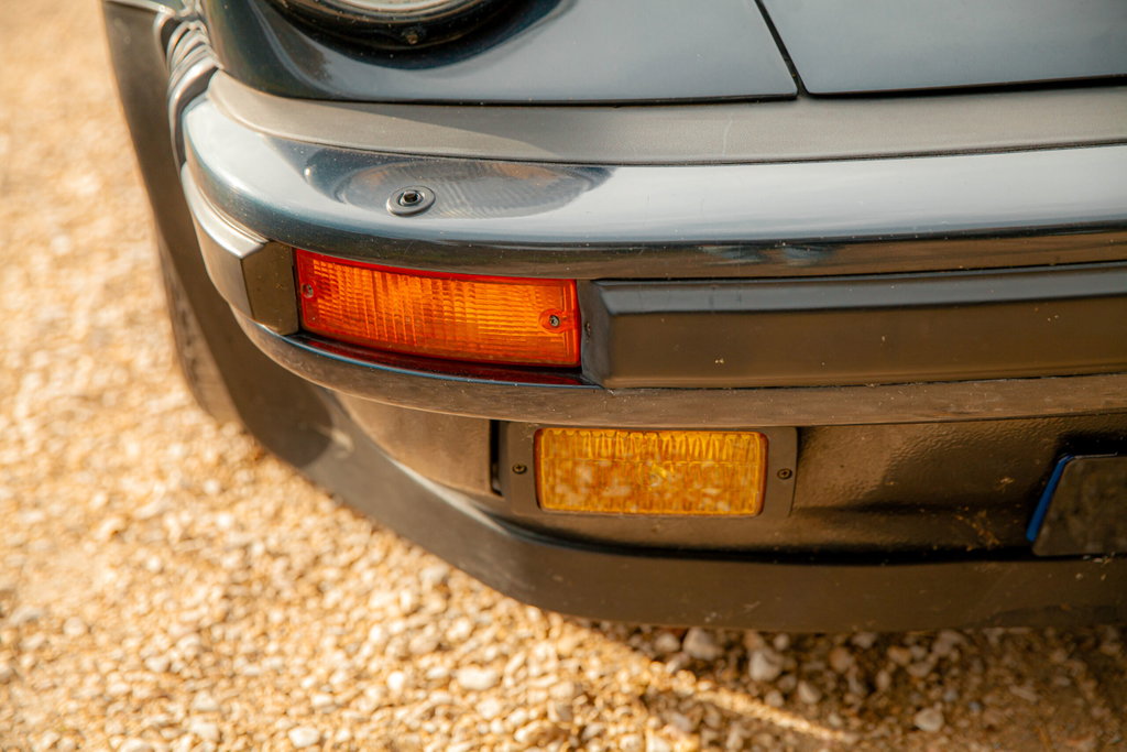 Porsche 911 Turbo 3.3 (US)