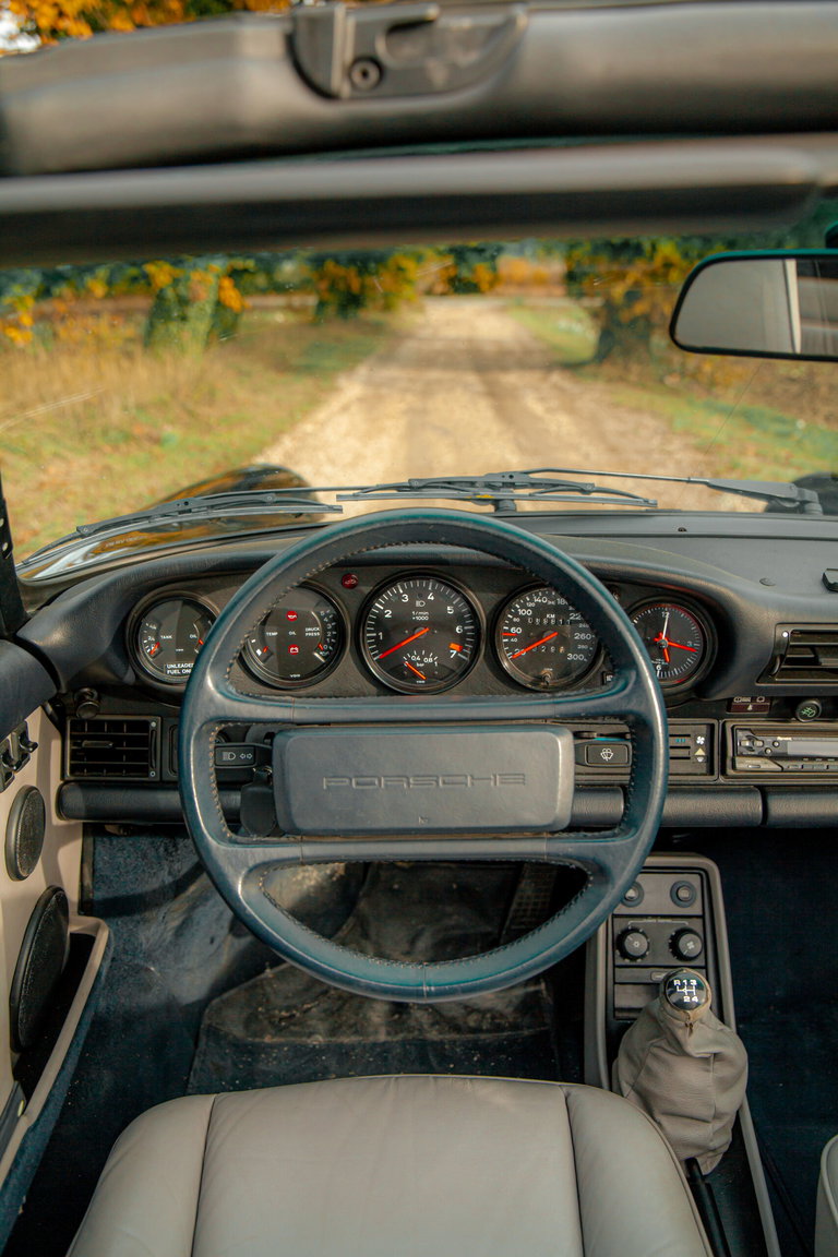 Porsche 911 Turbo 3.3 (US)
