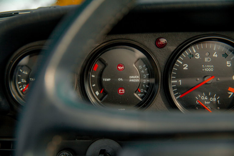 Porsche 911 Turbo 3.3 (US)
