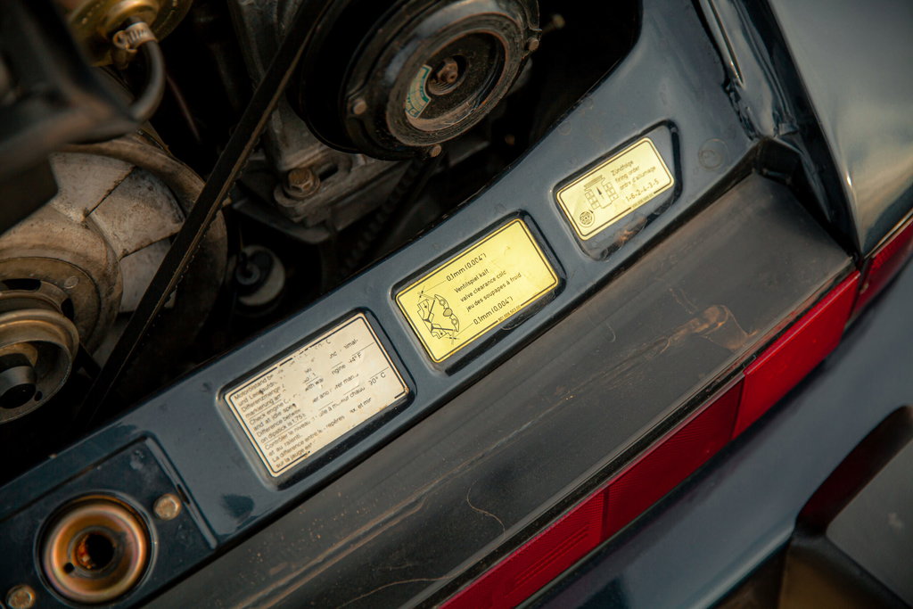 Porsche 911 Turbo 3.3 (US)