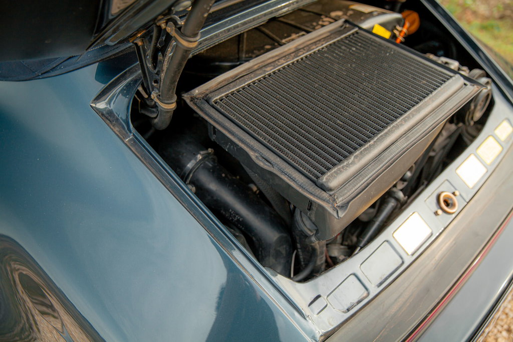 Porsche 911 Turbo 3.3 (US)