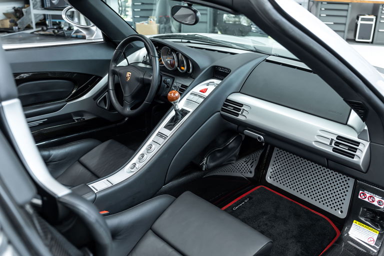 Porsche Carrera GT