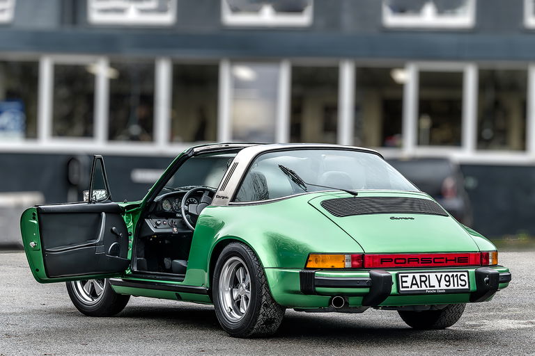 Porsche 911 Carrera 2,7