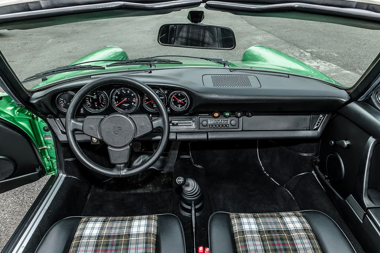 Porsche 911 Carrera 2,7